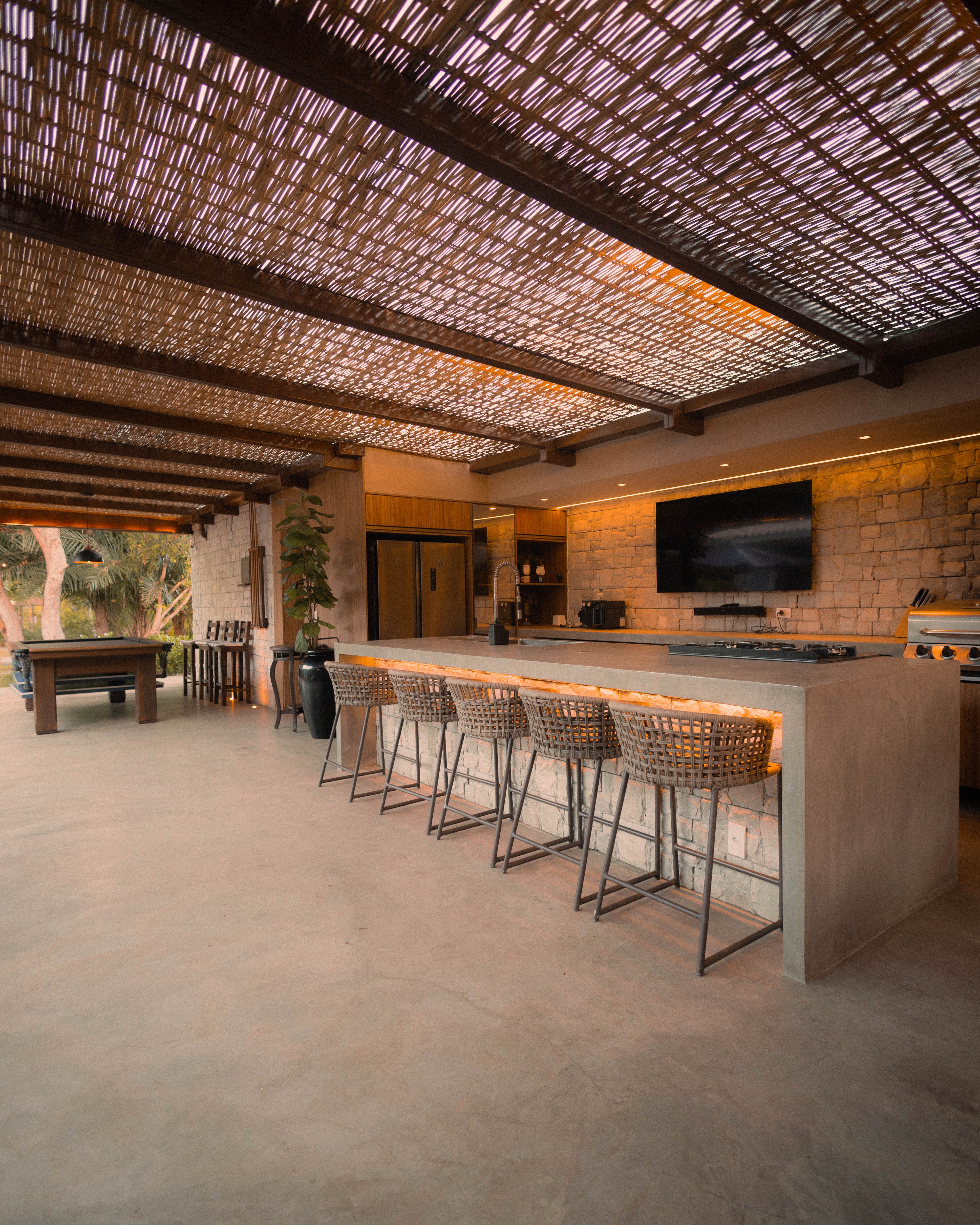 Modern outdoor kitchen project in Valdosta, Georgia